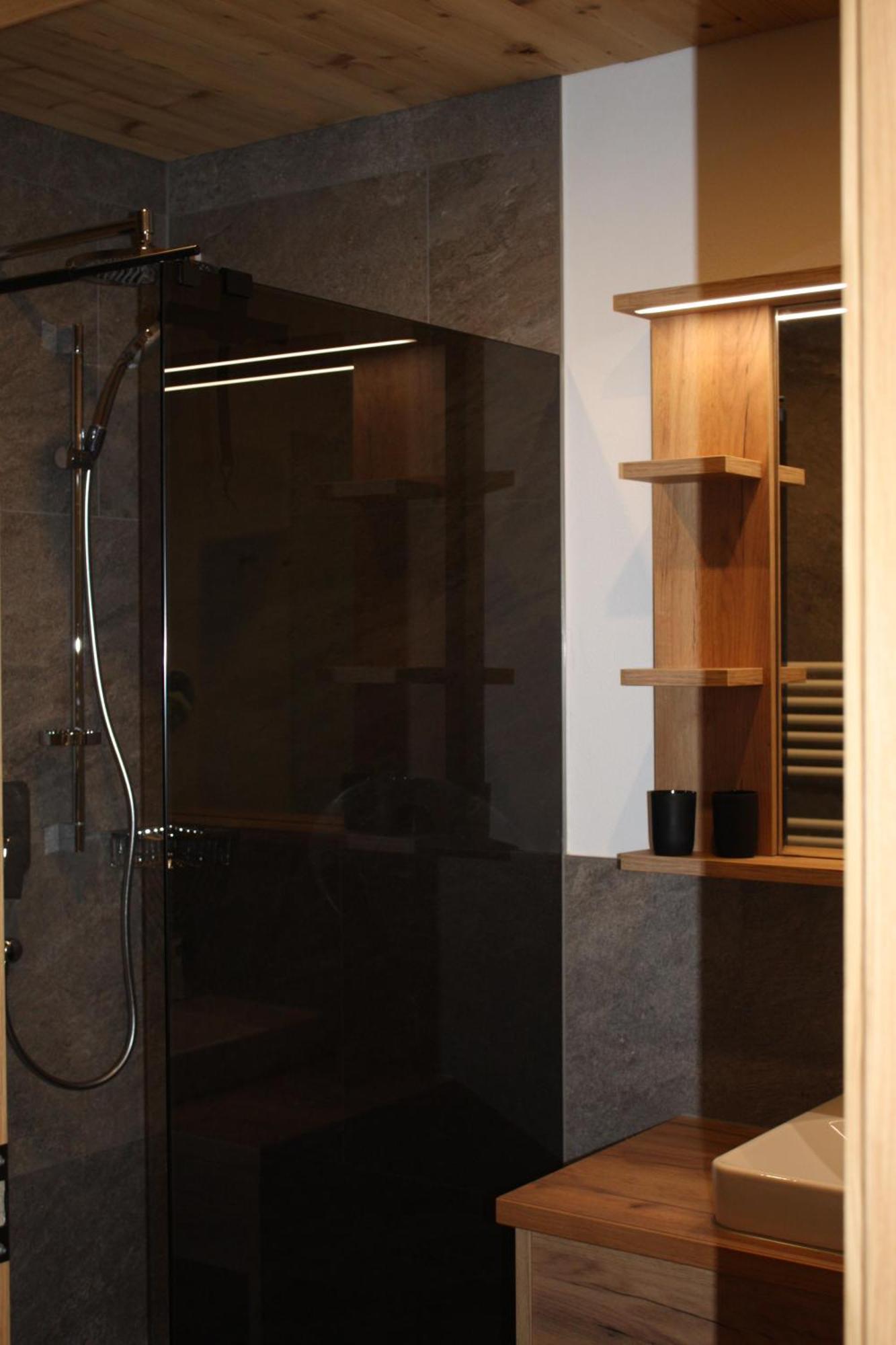 Ferienhaus & -Wohnung Flatscher Waidring Esterno foto