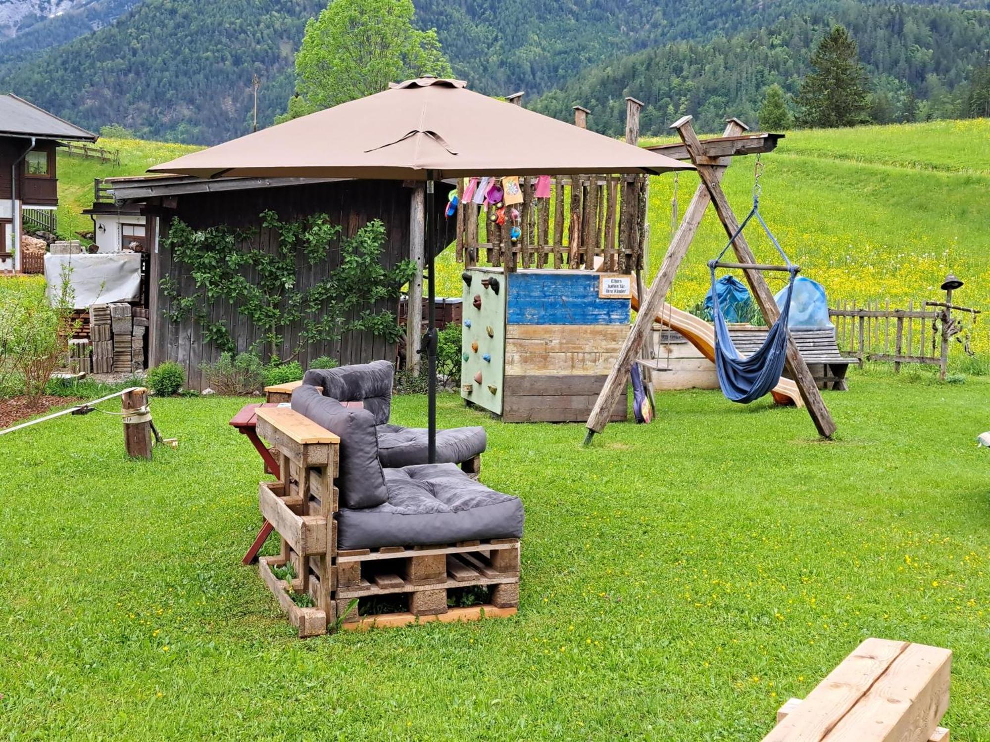 Ferienhaus & -Wohnung Flatscher Waidring Esterno foto