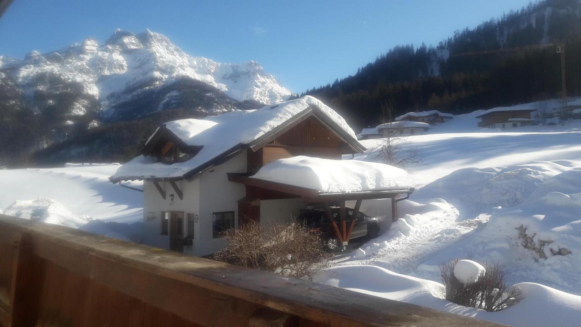 Ferienhaus & -Wohnung Flatscher Waidring Esterno foto