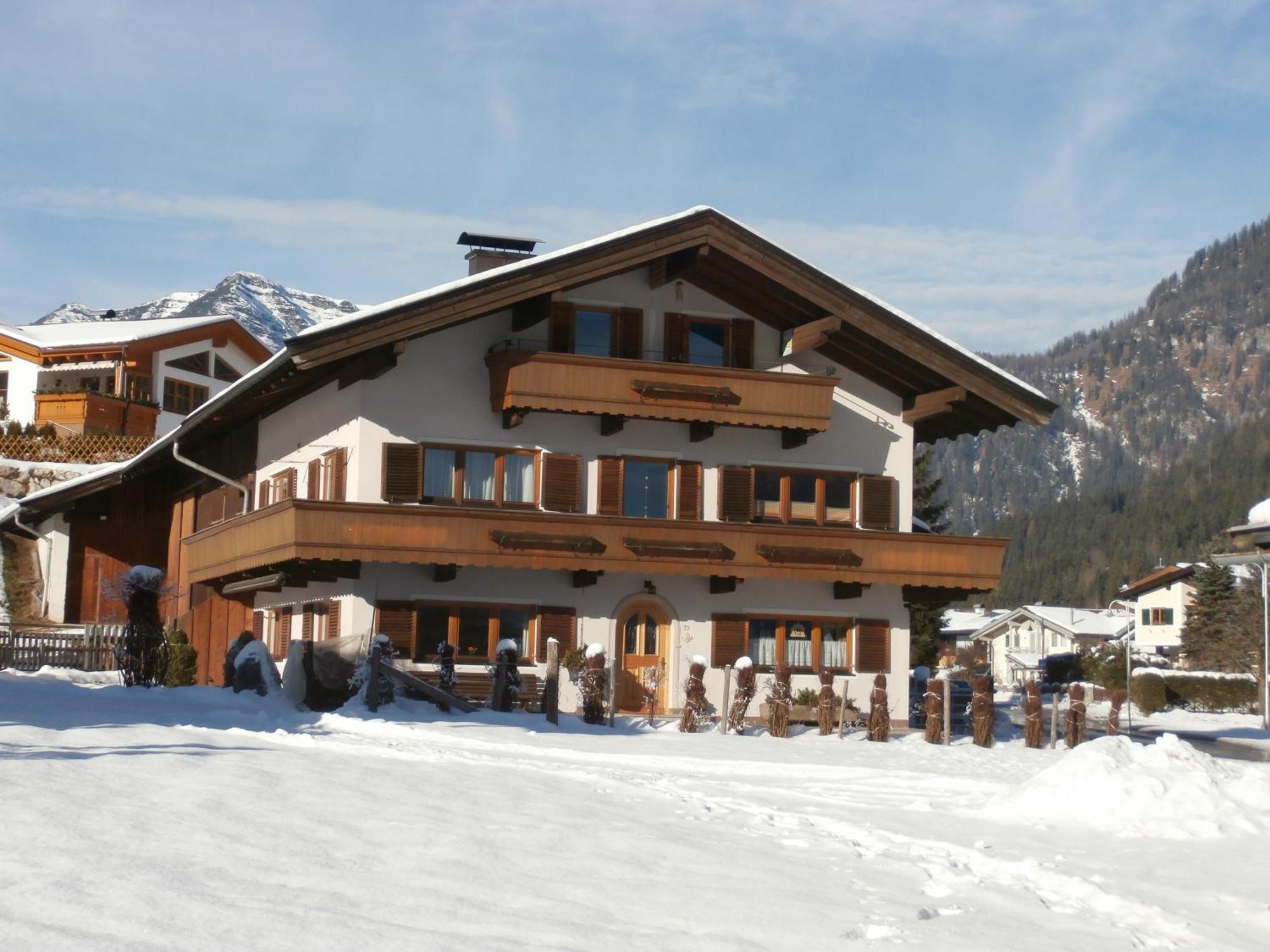 Ferienhaus & -Wohnung Flatscher Waidring Esterno foto