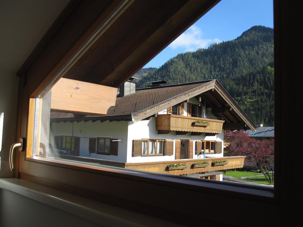 Ferienhaus & -Wohnung Flatscher Waidring Esterno foto